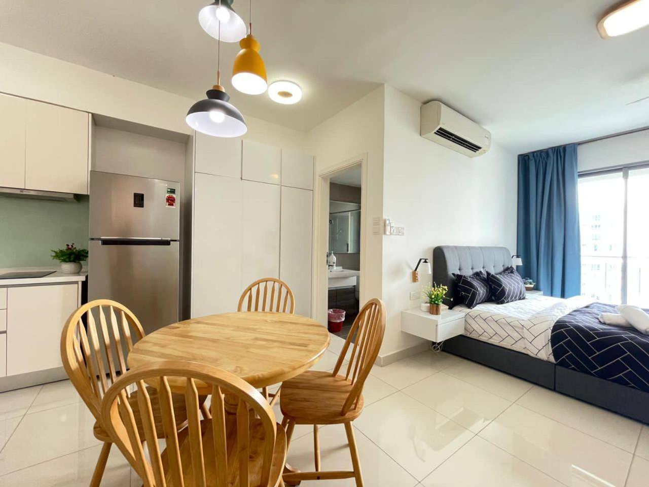 Teega Suites Seaview By Vdo Homestay Нусаджая Екстериор снимка