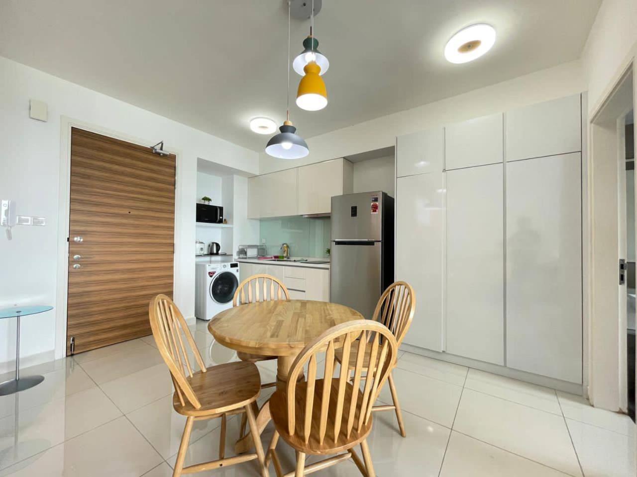 Teega Suites Seaview By Vdo Homestay Нусаджая Екстериор снимка
